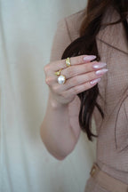 Blush Cat Eye